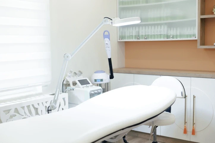 Güzellik Merkezlerinde Kullanılan Tıbbi Sarf Malzemeler