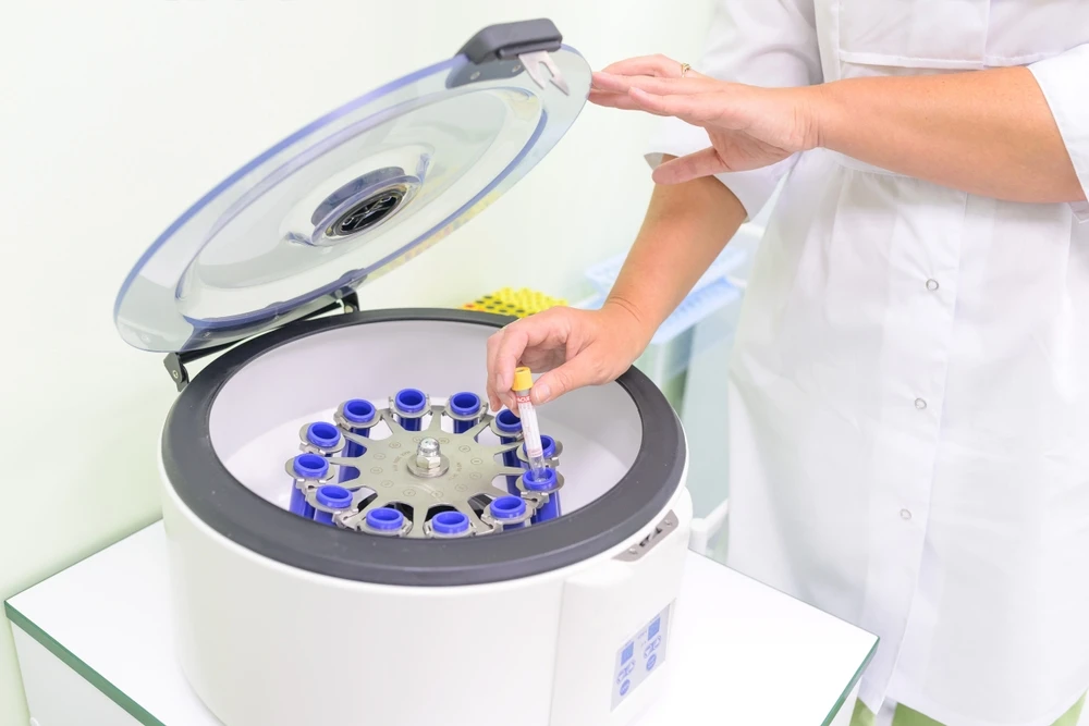 Santrifüj Cihazı Nedir? Kullanım Alanları ve Çeşitleri 