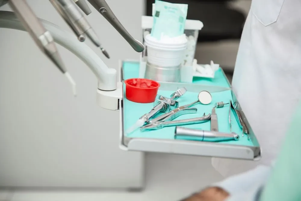 Diş Hekimi Ekipmanları Neler?