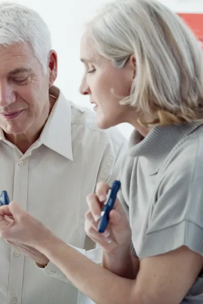 Evde Kullanım İçin En İyi Hemoglobin Ölçüm Cihazı Hangisi? Seçim Rehberi