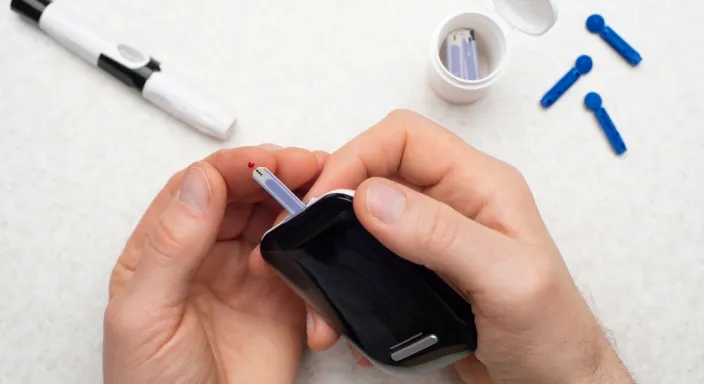 Hemoglobin Cihazı ve 50 Strip Paketi | Avantajlı Başlangıç Seti