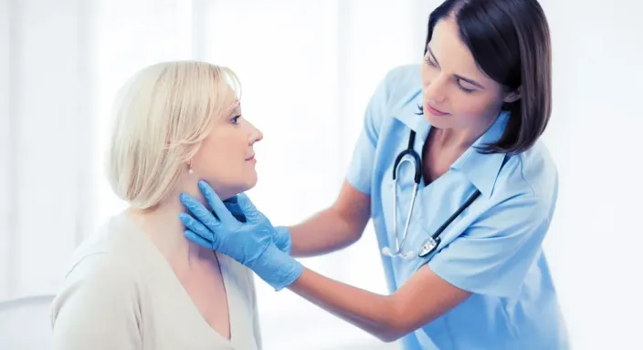 Klinik Muayene Eldiveni Nasıl Seçilir?